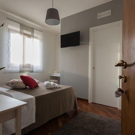 Ellebi B&B Montone  ภายนอก รูปภาพ