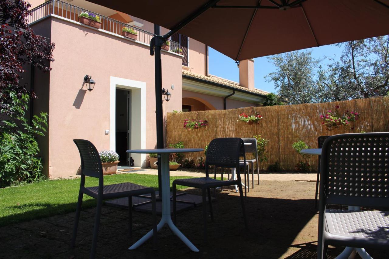 Ellebi B&B Montone  ภายนอก รูปภาพ