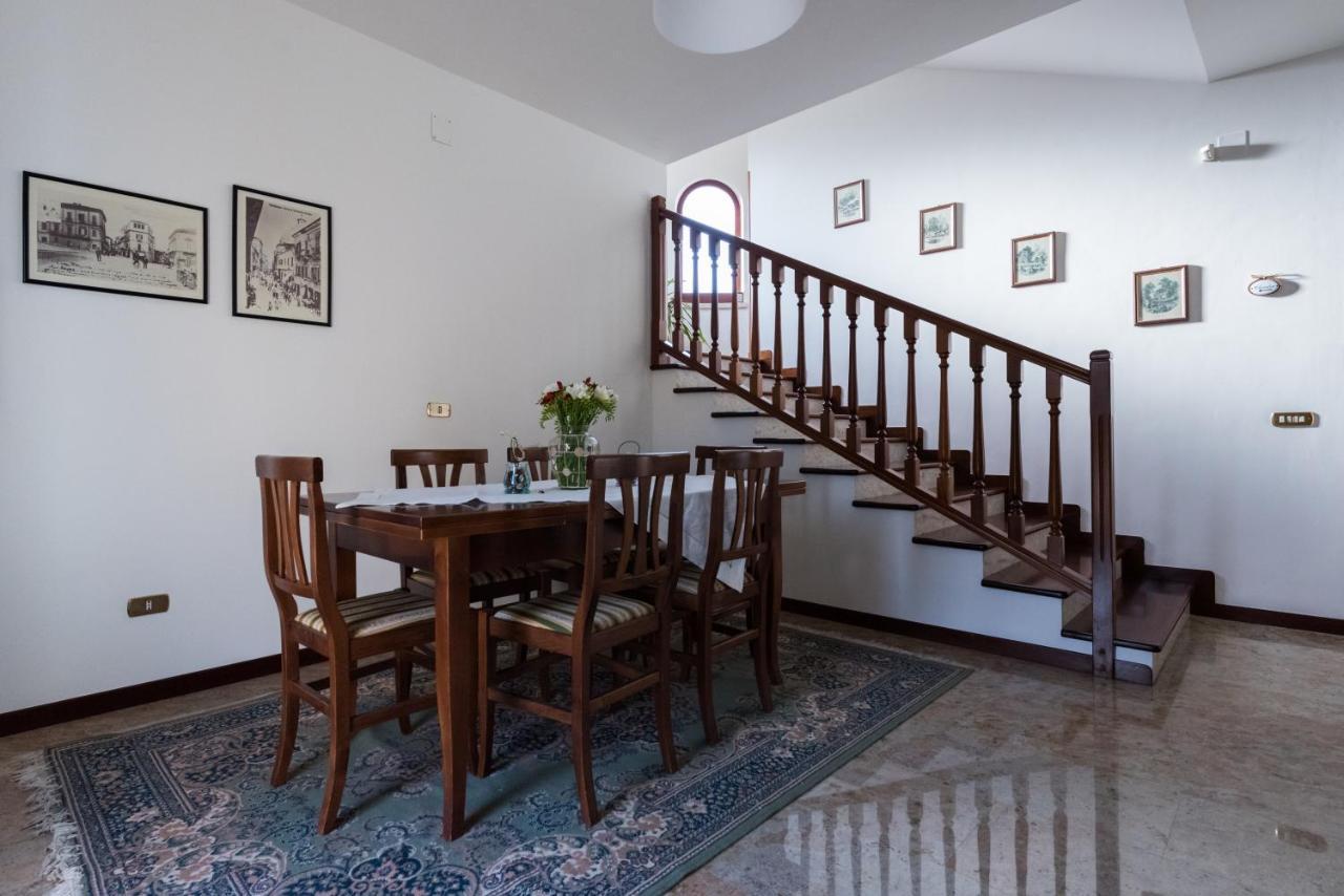 Ellebi B&B Montone  ภายนอก รูปภาพ