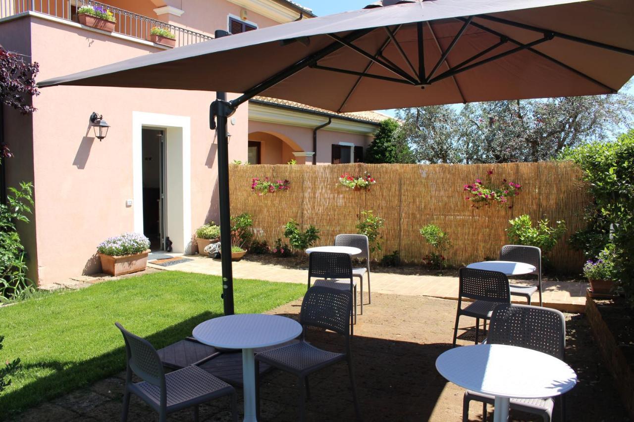 Ellebi B&B Montone  ภายนอก รูปภาพ